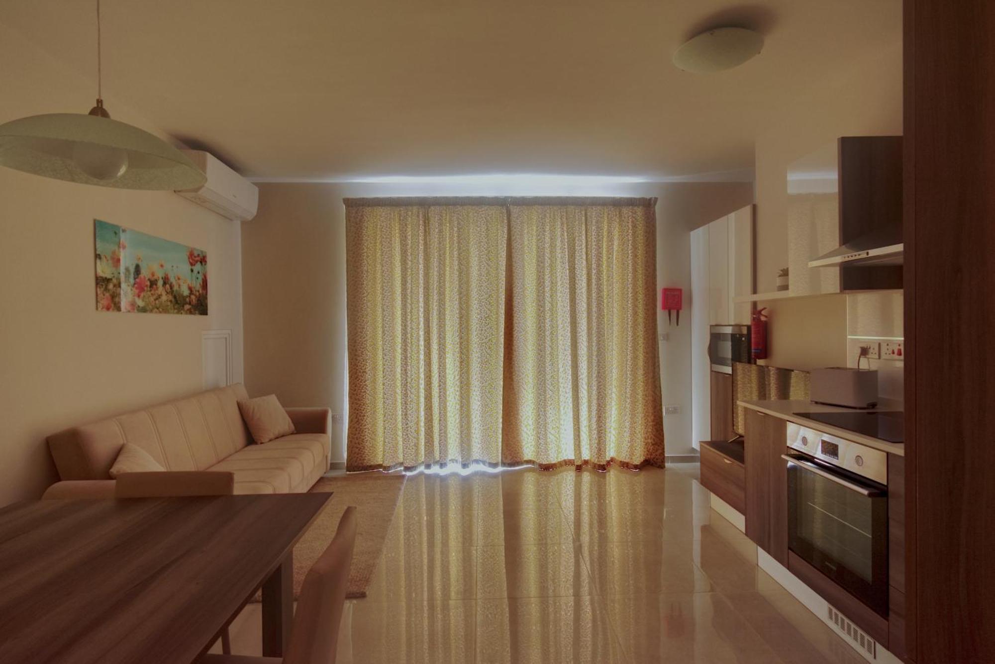 Marbella Holiday Apartments - Seafront - Wifi Marsaskala Exterior foto